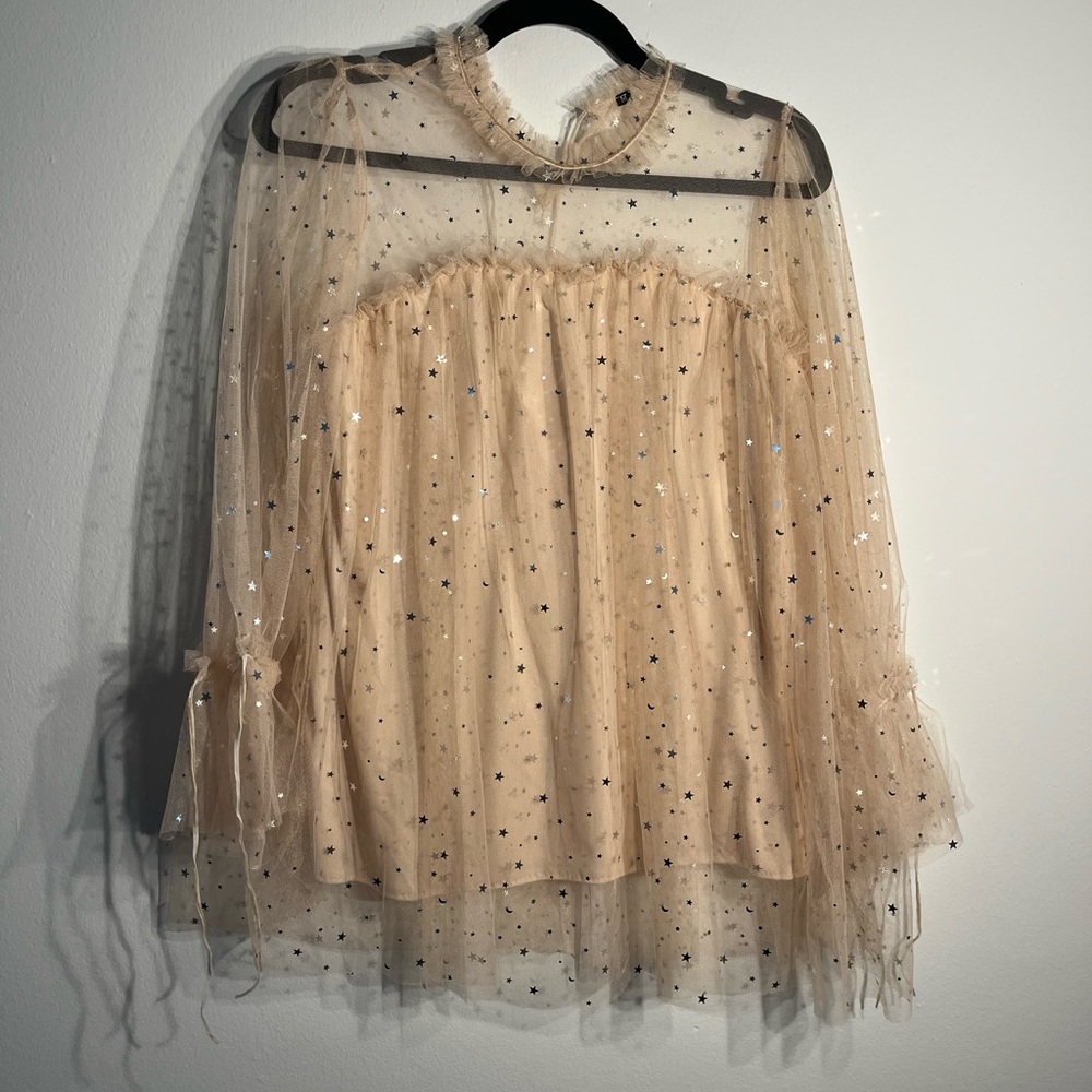 Boho mesh top blush and silver top